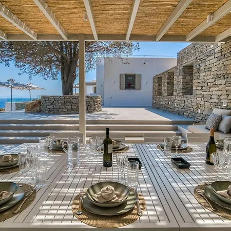Lily Rock Paros Villa *