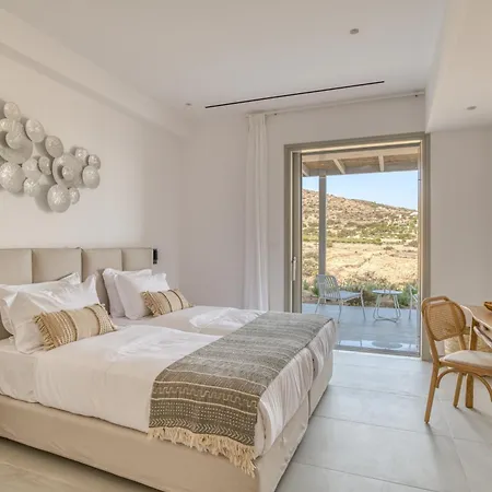 Lily Rock Paros Villa *