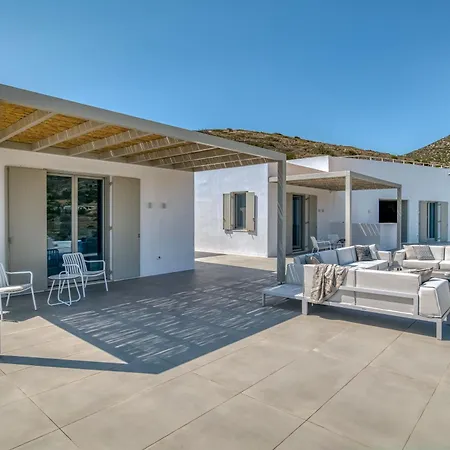 Lily Rock Paros * Angairia
